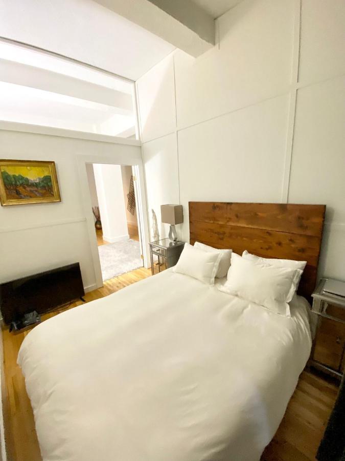Luxury Apartments Next To Times Square Нью-Йорк Экстерьер фото