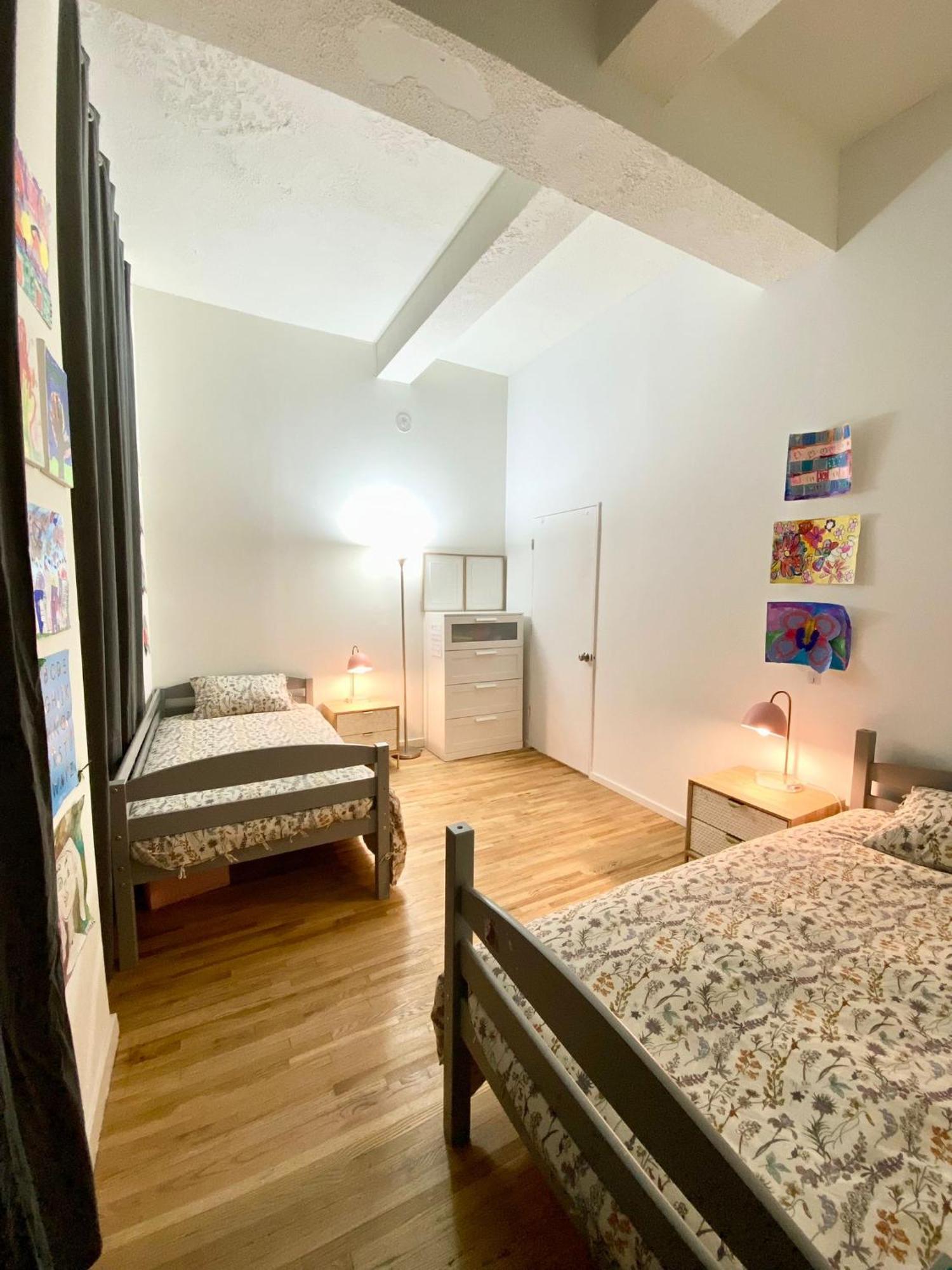 Luxury Apartments Next To Times Square Нью-Йорк Экстерьер фото